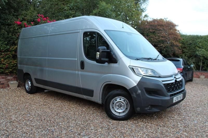 Silver Used 2018 Citroën Relay Van | £6,490 (Good price) - Image 1/4