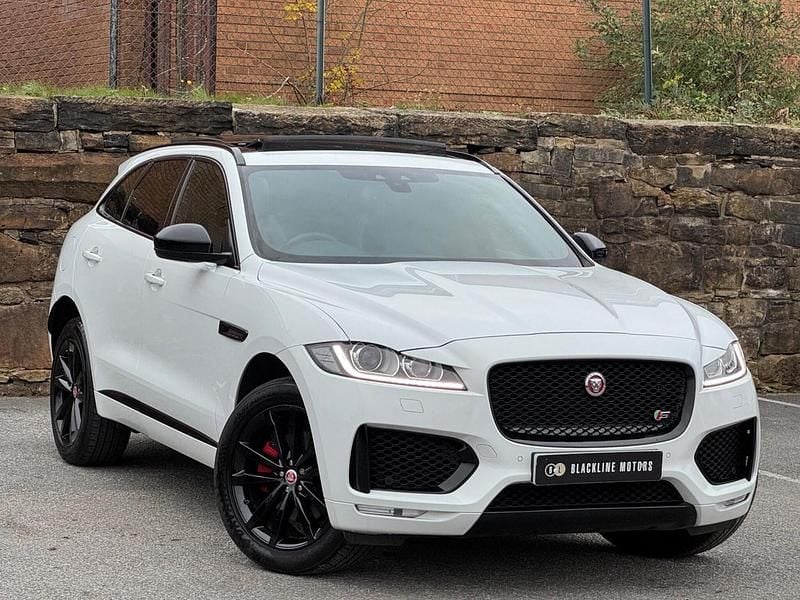 White Used 2017 Jaguar F-Pace S SUV | £17,995 (Good price) - Image 1/4