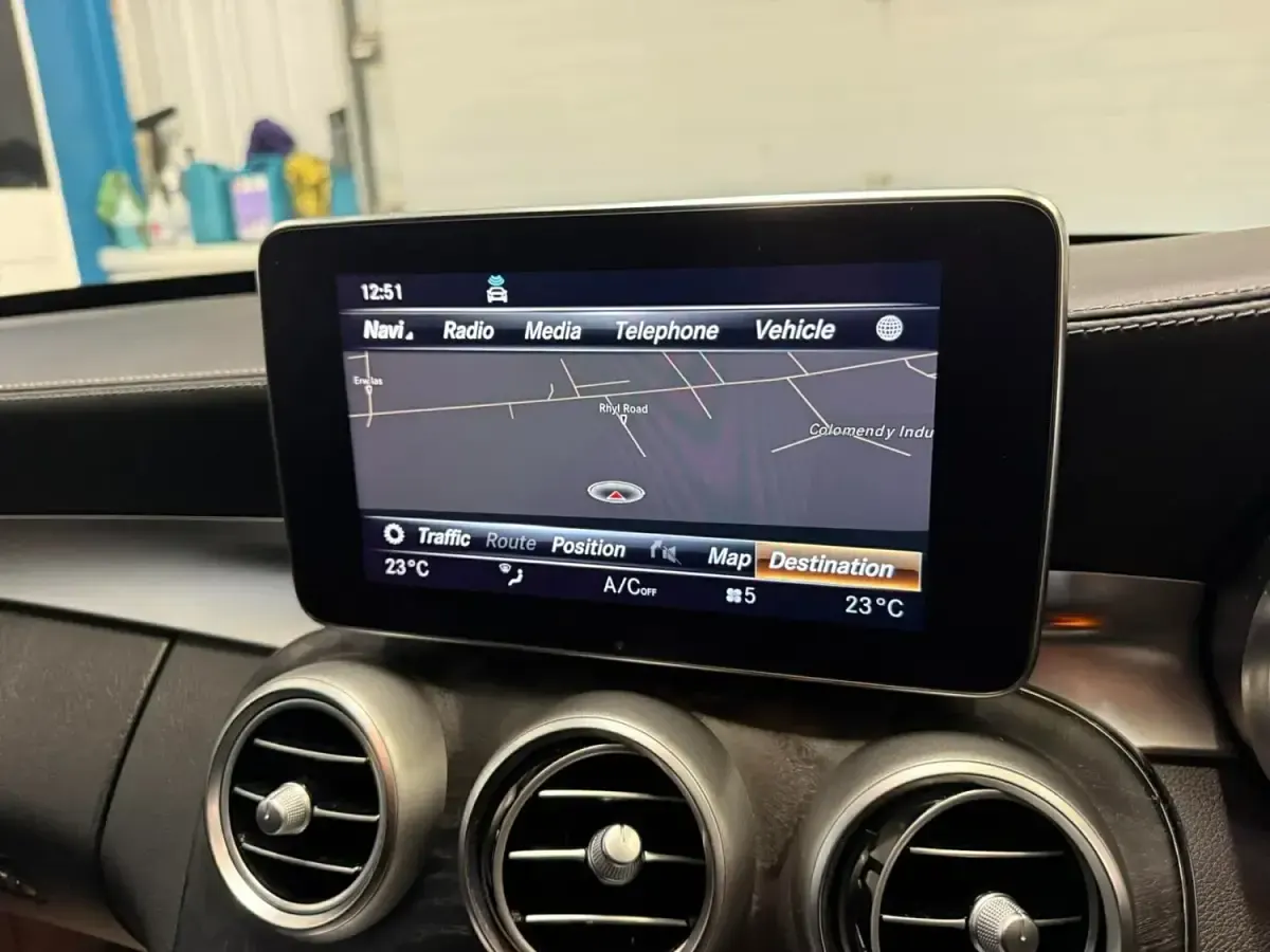 Käytetty Mercedes C63 AMG Premium 2016 Valkoinen Sedan