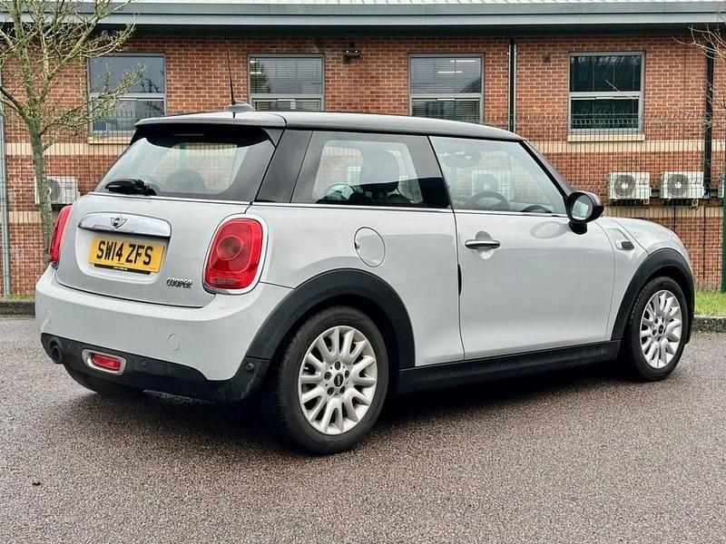 Used Mini Cooper Hatch 136 HP (100 kW) 2014 Silver Hatchback