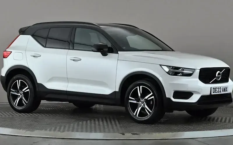 Used Volvo XC40 R-Design 163 HP (119 kW) 2021 SUV