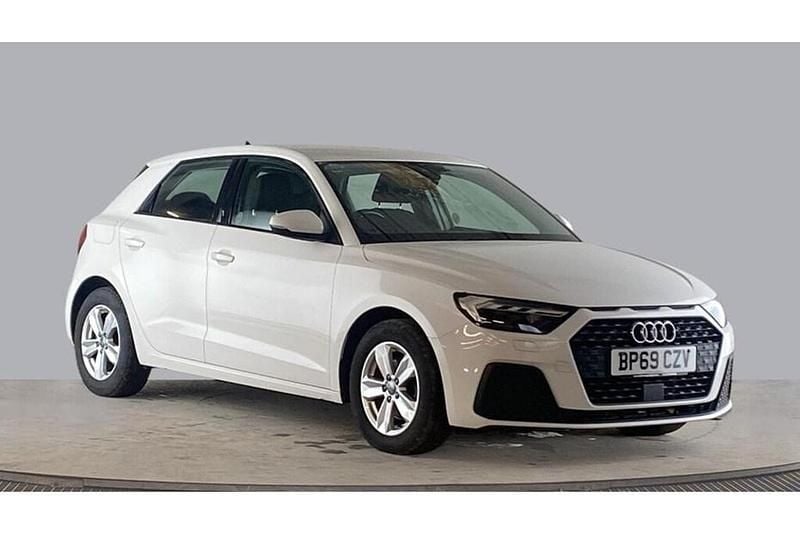 Used Audi A1 Sportback Design 116 HP (85 kW) 2020 Shell white Hatchback
