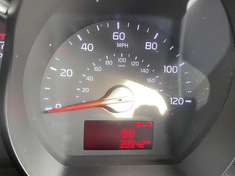 Used Kia Picanto 2016 Red Hatchback