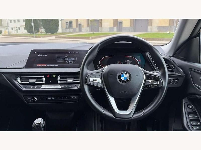 Used BMW 218 Sport Line 136 HP (100 kW) 2023 White Coupe