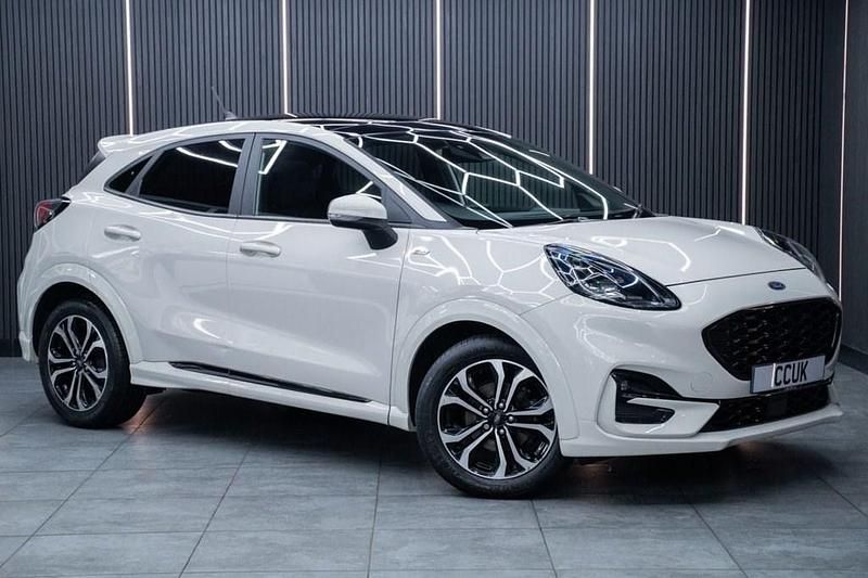White Used 2021 Ford Puma Gen-E ST-Line Hatchback | £13,990 (Fair price) - Image 1/4
