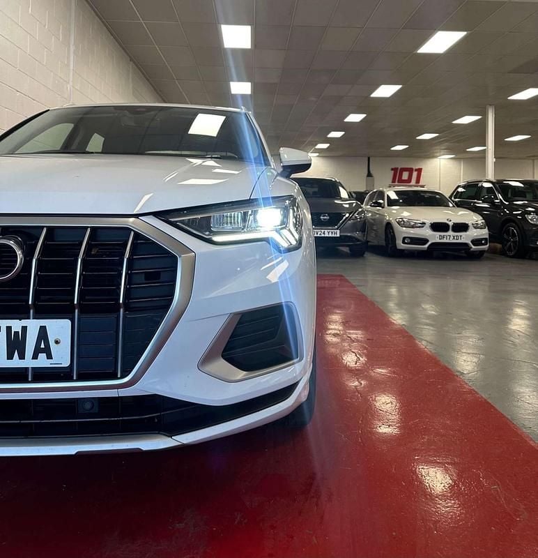 Used Audi Q3 Sport 150 HP (110 kW) 2021 White SUV