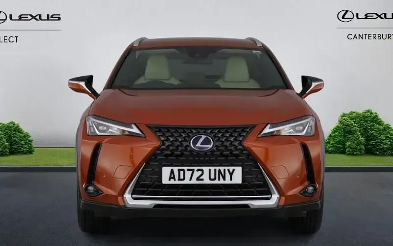 Usado Lexus UX 150 kW (204 HP) 2022 SUV