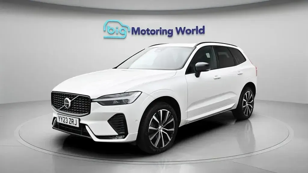 Used Volvo XC60 Ultimate 250 HP (183 kW) 2023 White SUV