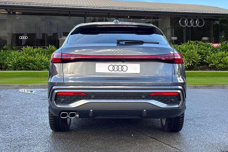 New Audi Q5 Sportback S-Line 204 HP (150 kW) 2025 Grey SUV