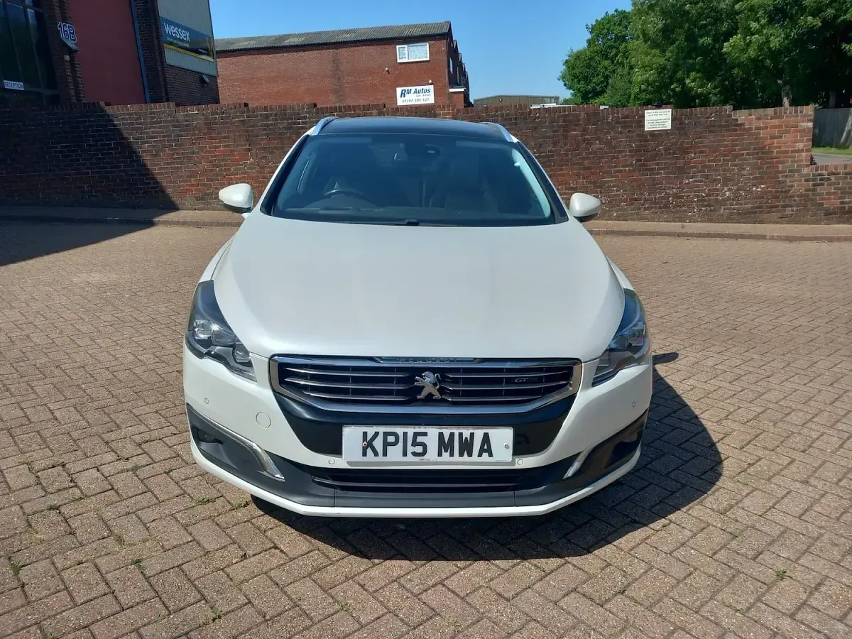 Used Peugeot 508 GTi 200 HP (147 kW) 2015 White Estate