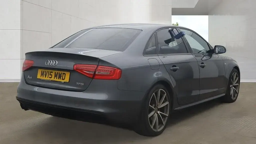Used Audi A4 Black Edition 170 HP (125 kW) 2015 Grey Sedan