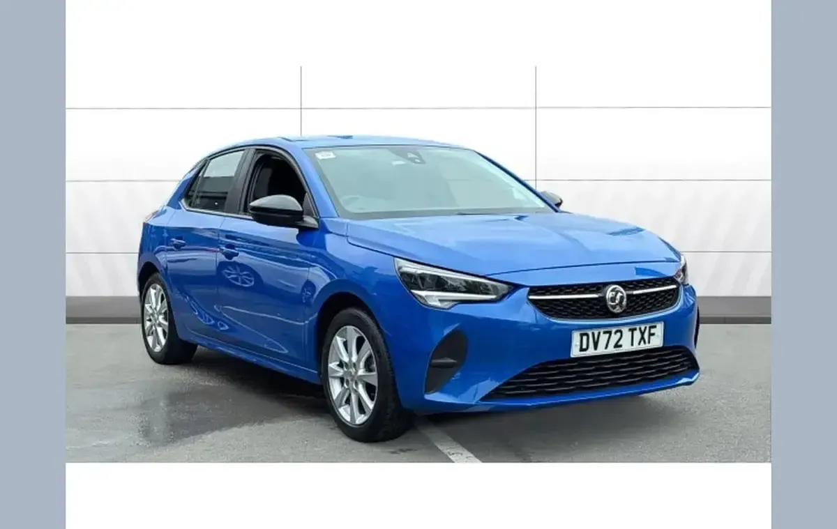 Used Vauxhall Corsa Design Edition 75 HP (55 kW) 2022 Hatchback