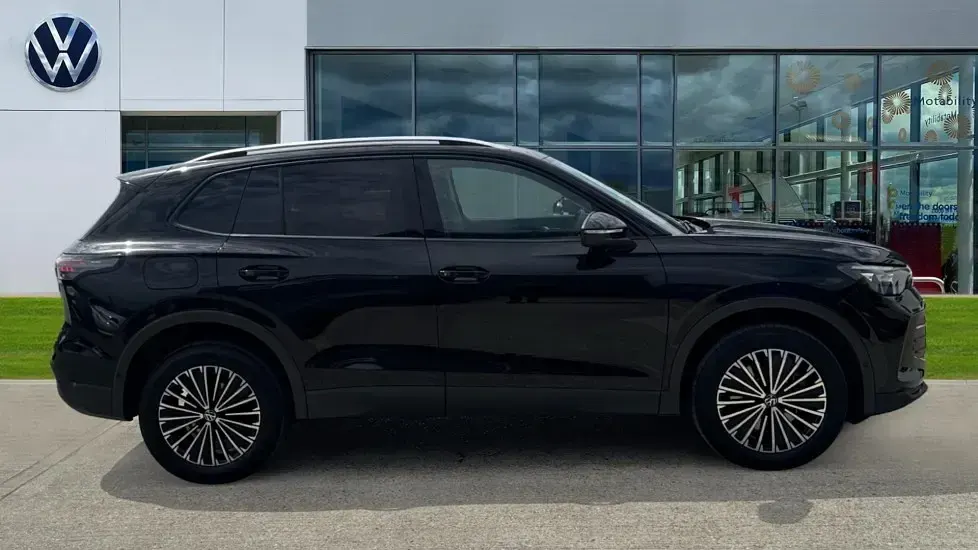Used VW Tiguan Match 204 HP (150 kW) 2025 Grenadilla black SUV