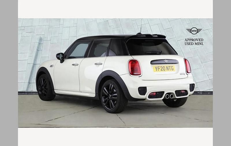 Used Mini Cooper S Hatch 192 HP (141 kW) 2020 White Hatchback