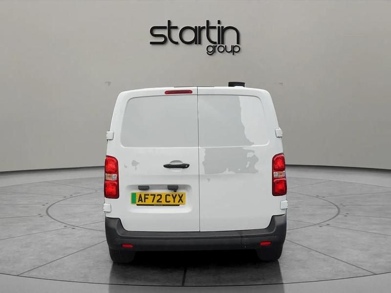 Used Peugeot e-Expert 98 kW (134 HP) 2022 Purple Van