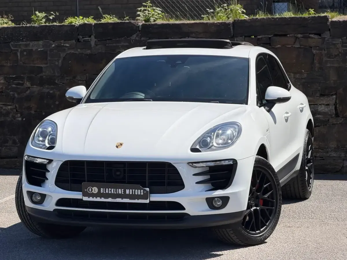 Used Porsche Macan 258 HP (189 kW) 2015 White SUV
