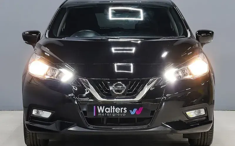 Used Nissan Micra N-Connecta 90 HP (66 kW) 2019 Hatchback