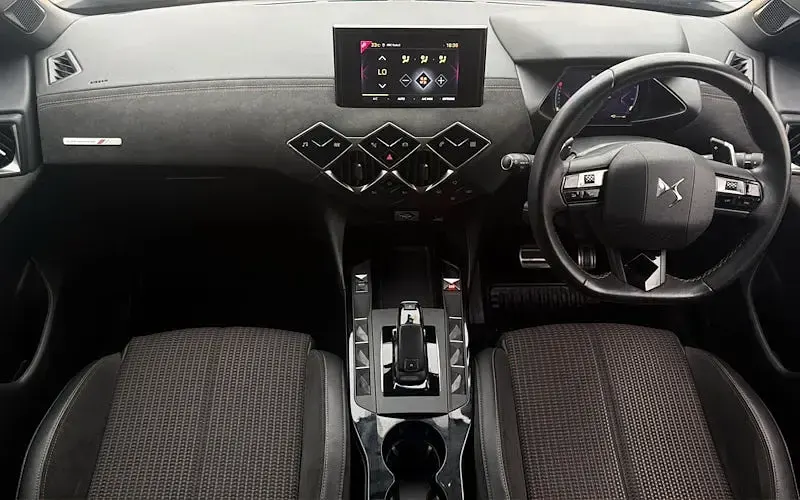 Used DS Automobiles DS3 Crossback Performance 131 HP (96 kW) 2022 Grey SUV