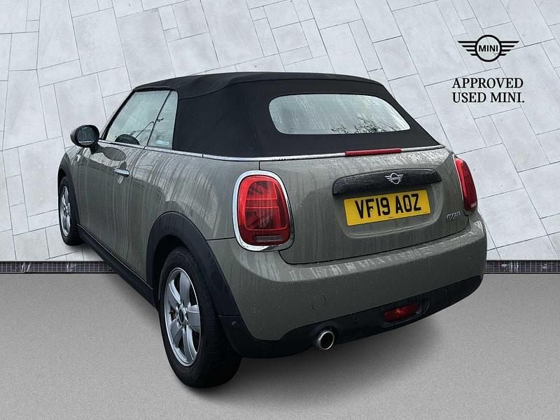 Używany Mini Cooper Classic 134 KM (98 kW) 2019 Szary Hatchback