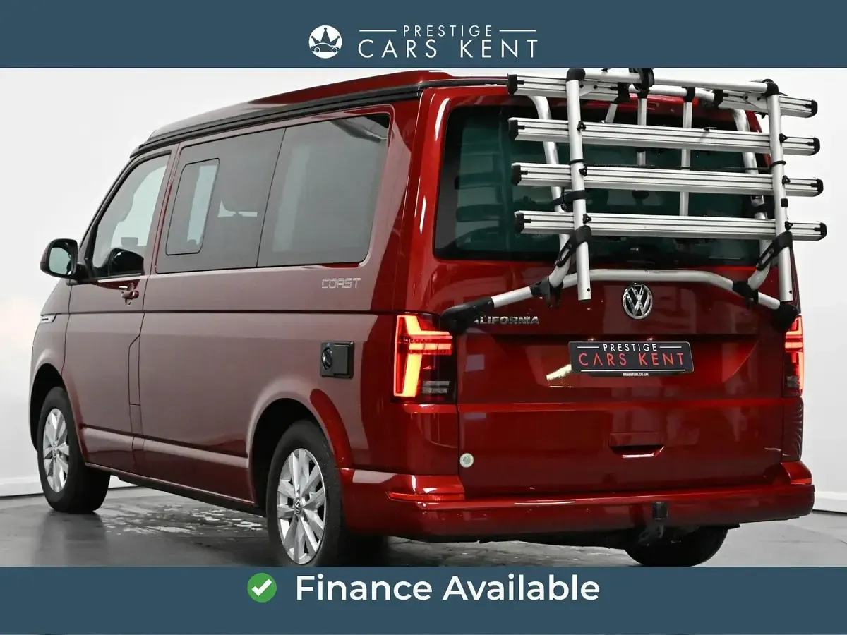 Used VW California Coast 150 HP (110 kW) 2022 Red Van