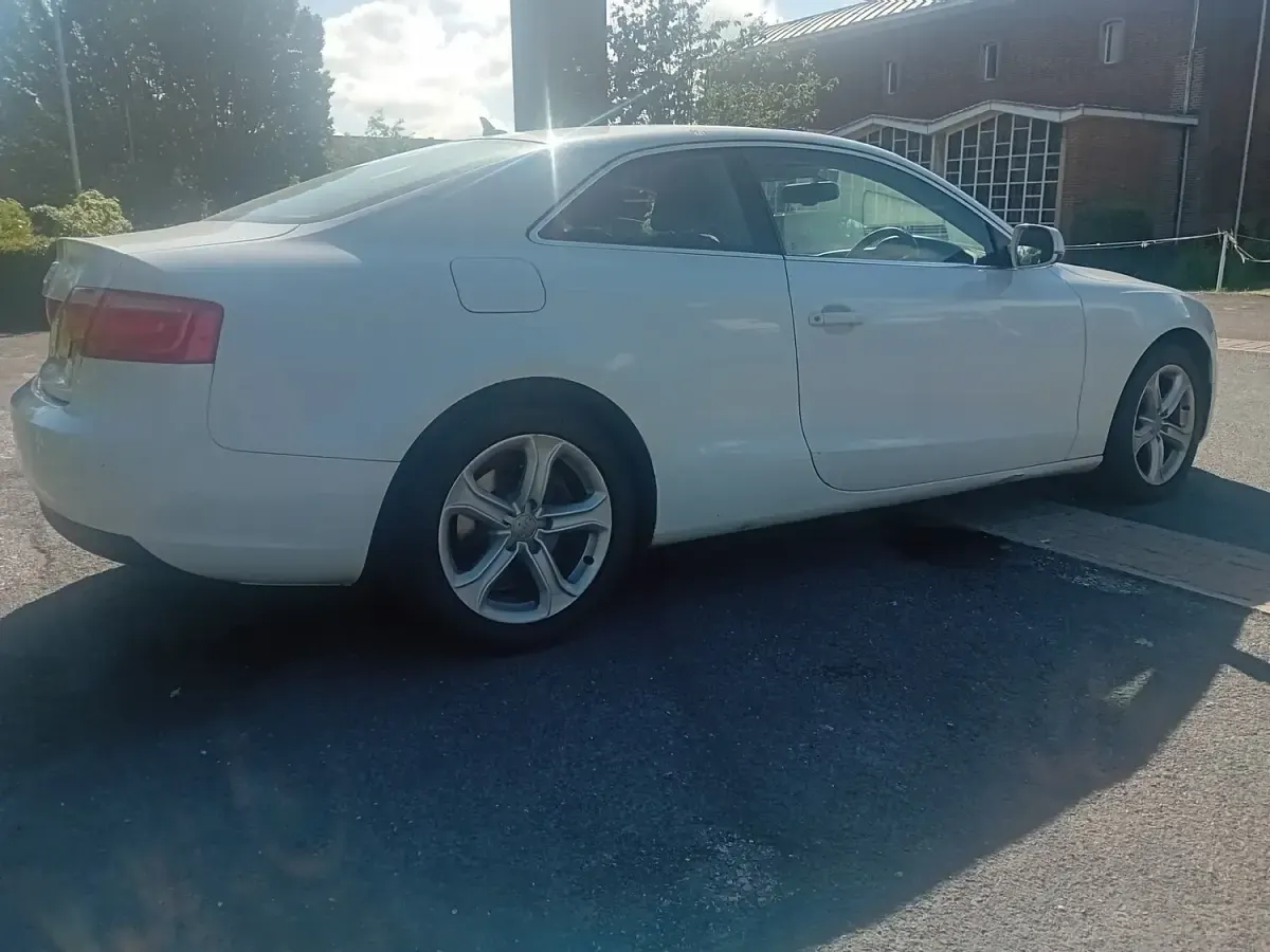 Used Audi A5 2014 White Coupe
