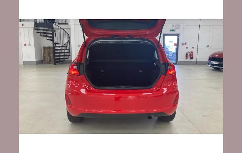 Second-hand Ford Fiesta Titanium X 125 CP (91 kW) 2022 Roșu Hatchback