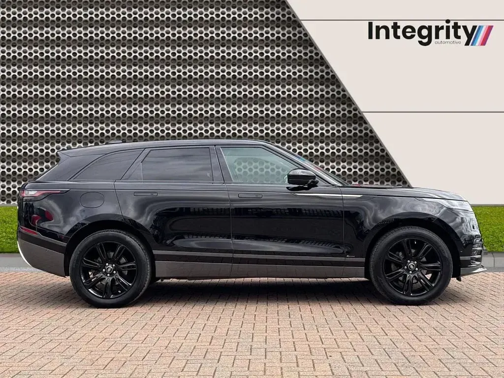 Used Land Rover Range Rover Velar SE Dynamic 250 HP (183 kW) 2019 Black SUV