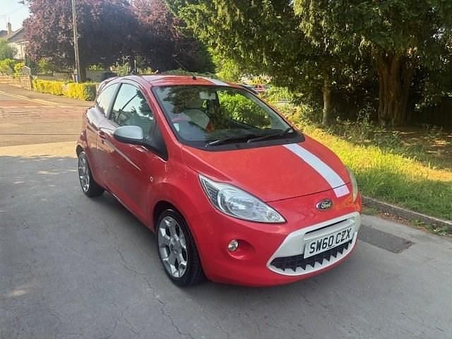 Red Used 2011 Ford Ka Hatchback | £3,295 (Fair price) - Image 1/4