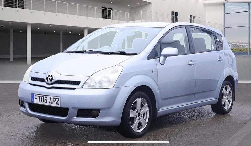 Used Toyota Corolla Verso T3 129 HP (94 kW) 2006 Blue MPV