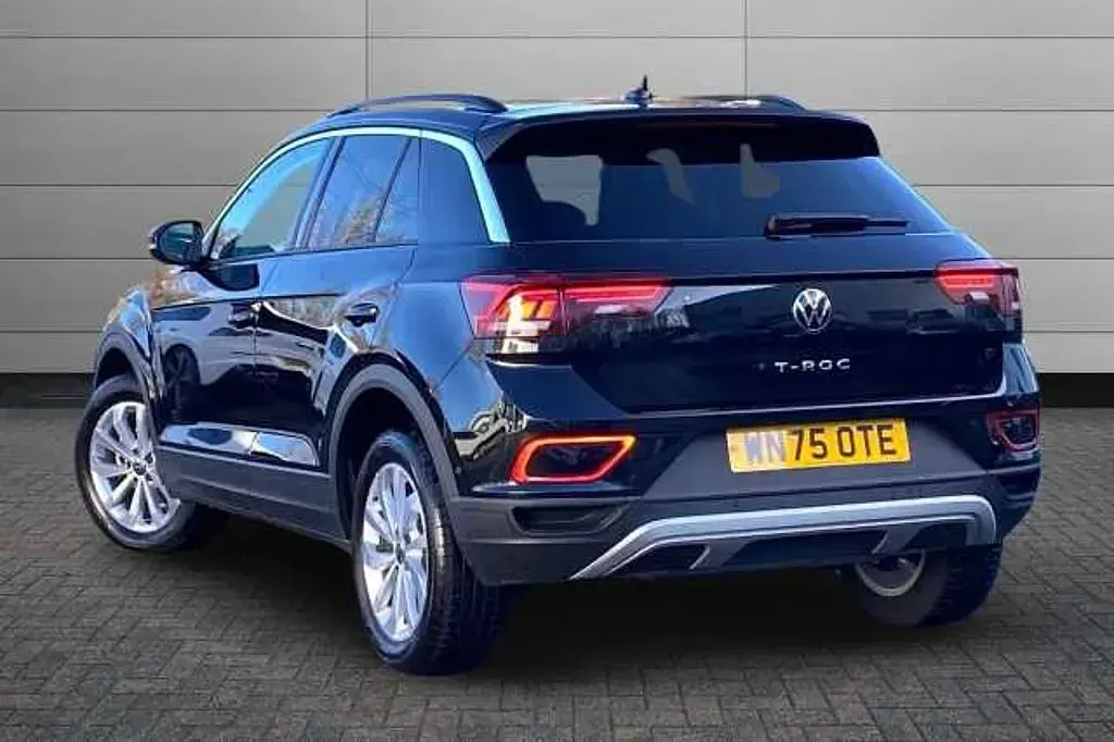 Używany VW T-Roc 150 KM (110 kW) 2025 SUV
