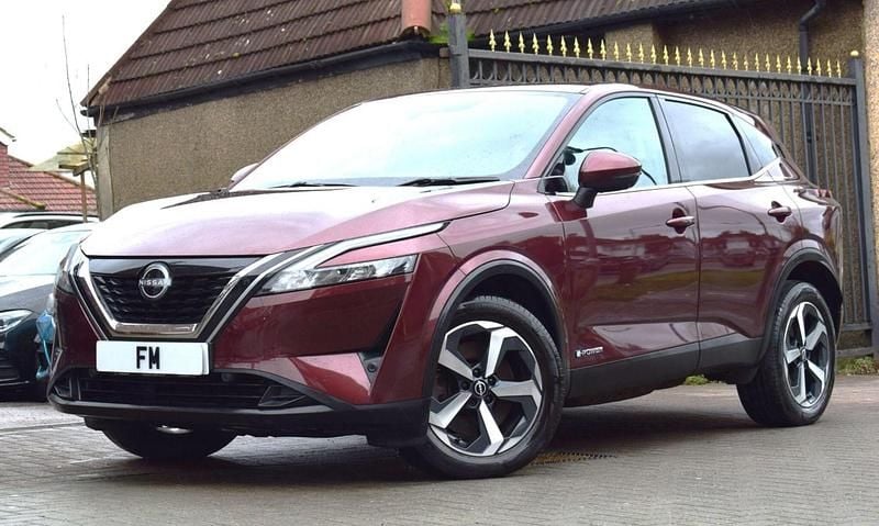 Used Nissan Qashqai N-Connecta 190 HP (139 kW) 2023 Red SUV