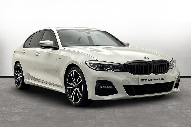 White Used 2019 BMW 320 M Sport Sedan | £24,500 (Expensive) - Image 1/3