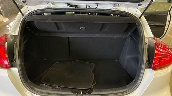 Used Kia ProCeed GT 201 HP (147 kW) 2015 White Hatchback