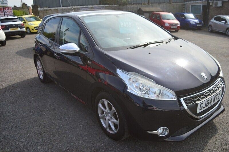 Blue Used 2014 Peugeot 208 Style Hatchback | £4,995 (Fair price) - Image 1/4