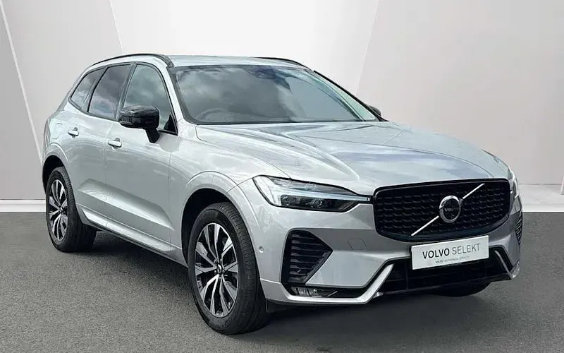 Begagnad Volvo XC60 Plus 250 HK (183 kW) 2024 SUV