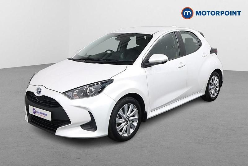 Used Toyota Yaris Hybrid 2022 White Hatchback