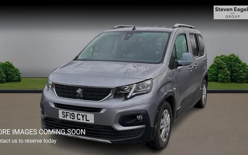 Used Peugeot Rifter Allure 102 HP (75 kW) 2023 MPV