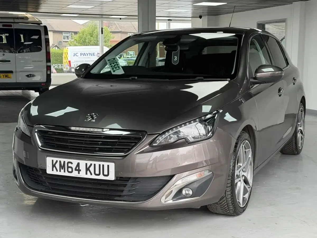 Used Peugeot 308 115 HP (84 kW) 2014 Grey Hatchback