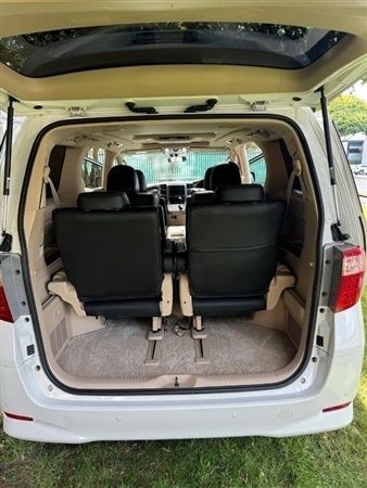Pearl Used 2009 Toyota Alphard MPV | £10,995 - Image 1/1