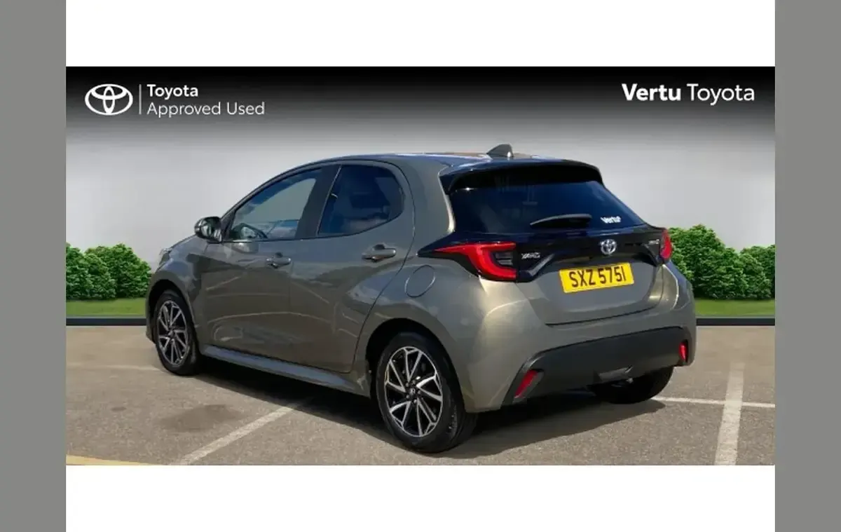 Used Toyota Yaris Design 116 HP (85 kW) 2023 Other Hatchback
