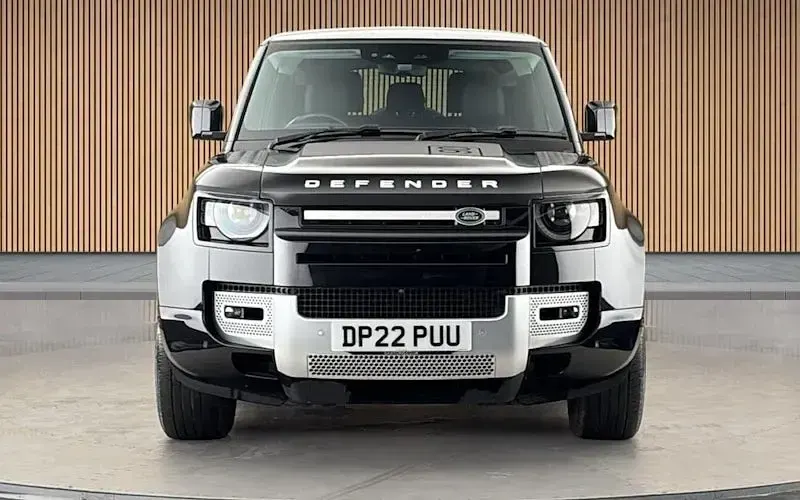 Used Land Rover Defender S 400 HP (294 kW) 2022 Black SUV
