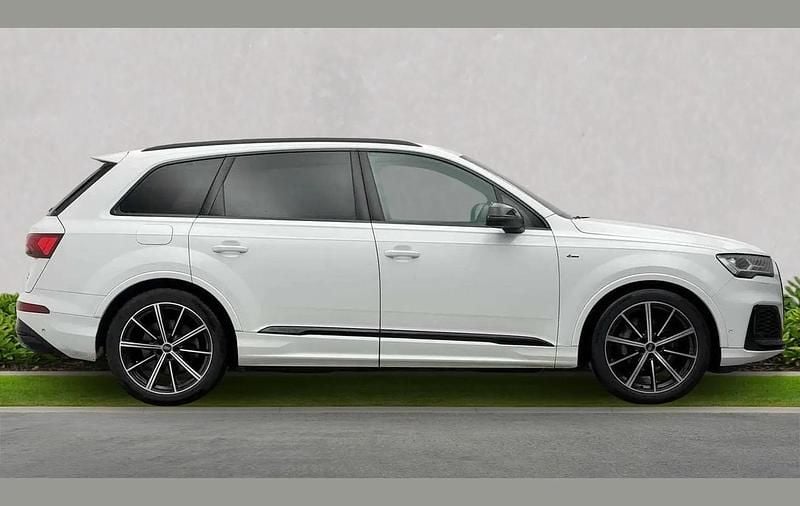 Used Audi Q7 Black Edition 340 HP (250 kW) 2022 White SUV