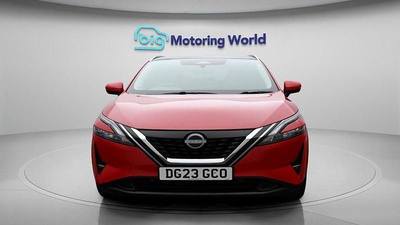 Used Nissan Qashqai N-Connecta 190 HP (139 kW) 2023 Red SUV