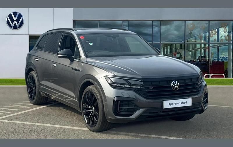 Used VW Touareg Black Edition 231 HP (169 kW) 2023 Silicon grey SUV