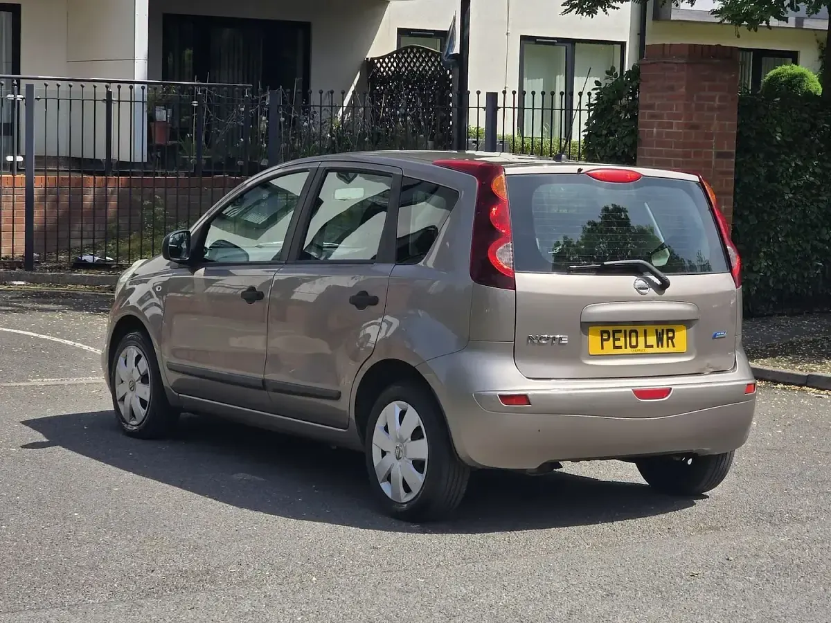 Used Nissan Note Visia 88 HP (64 kW) 2010 Beige Hatchback