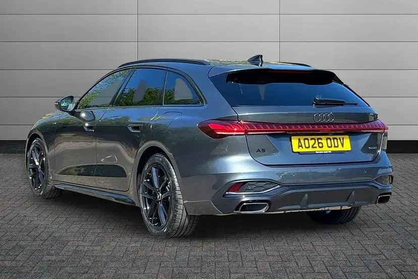 Used Audi A5 Comfort 299 HP (219 kW) 2026 Grey Estate
