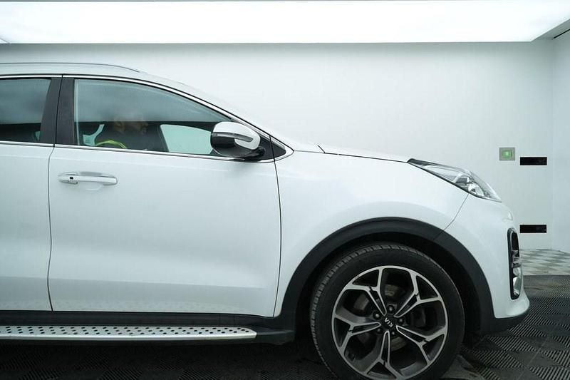 Used Kia Sportage GT-Line 134 HP (98 kW) 2018 White SUV