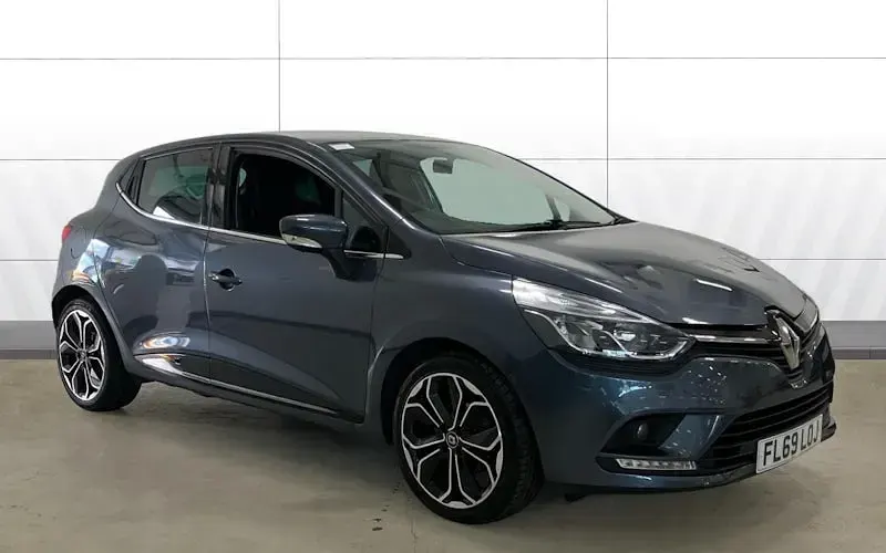 Used Renault Clio Iconic 90 HP (66 kW) 2019 Hatchback