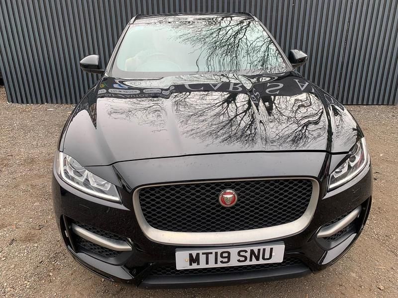 Used Jaguar F-Pace R-Sport 180 HP (132 kW) 2019 Black SUV