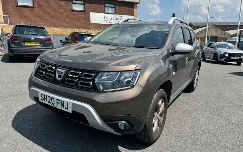 Used Dacia Duster Comfort 101 HP (74 kW) 2020 Brown SUV